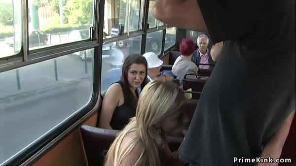 คลิปเย็ดที่สาธารณะ จับสาวแซ่บเย็ดหีโชว์บบนรถบัส